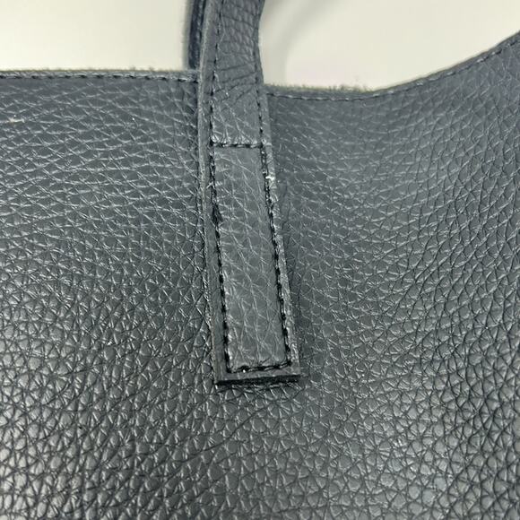 Vince Camuto Luck Women's Black Pebbled Vegan Leather Tote Bag Size Large - Picture 6 of 11